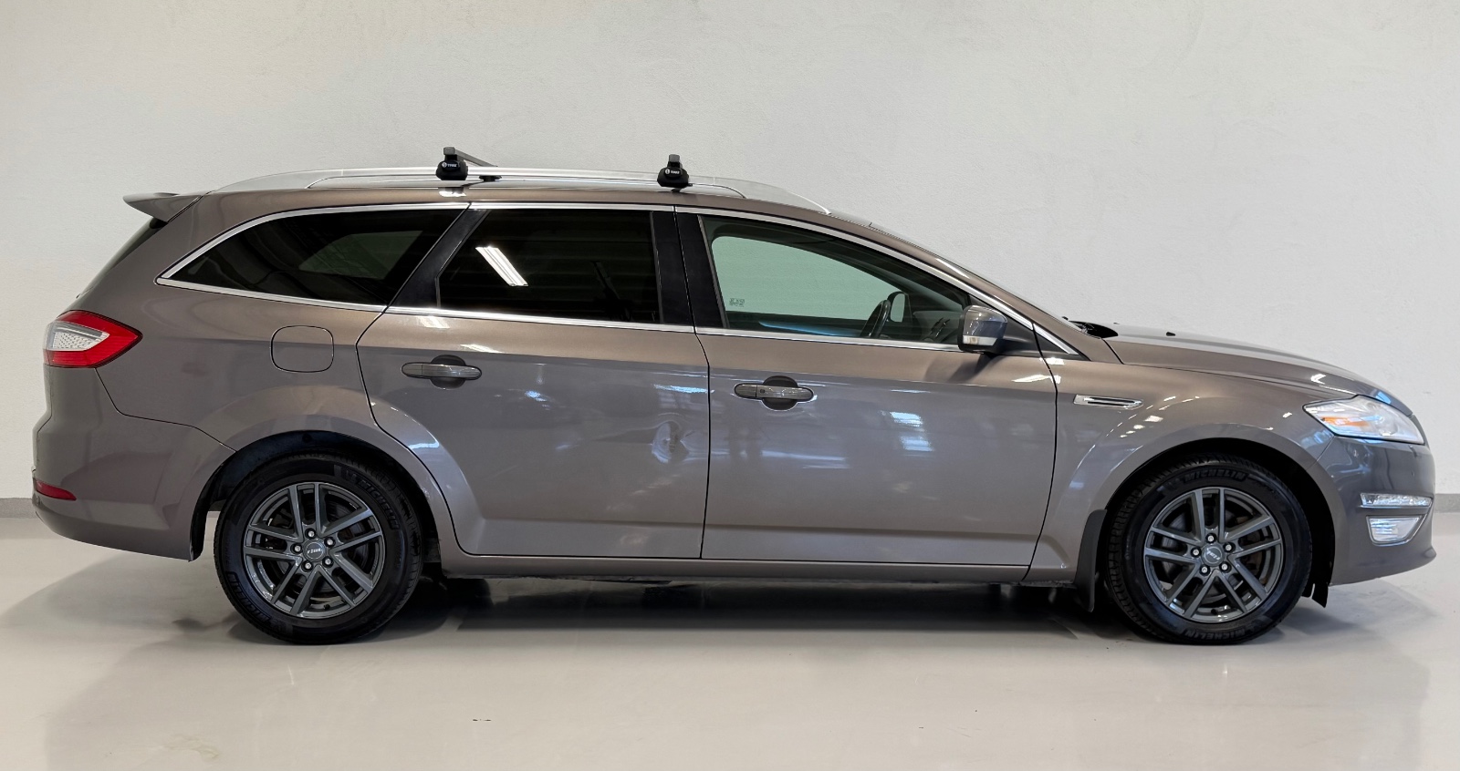 Ford 2.0TDCI 140HK AUTOMAT/SKINN/NAVI/CRUISE/BLUETOOTH/+++ 2011 6