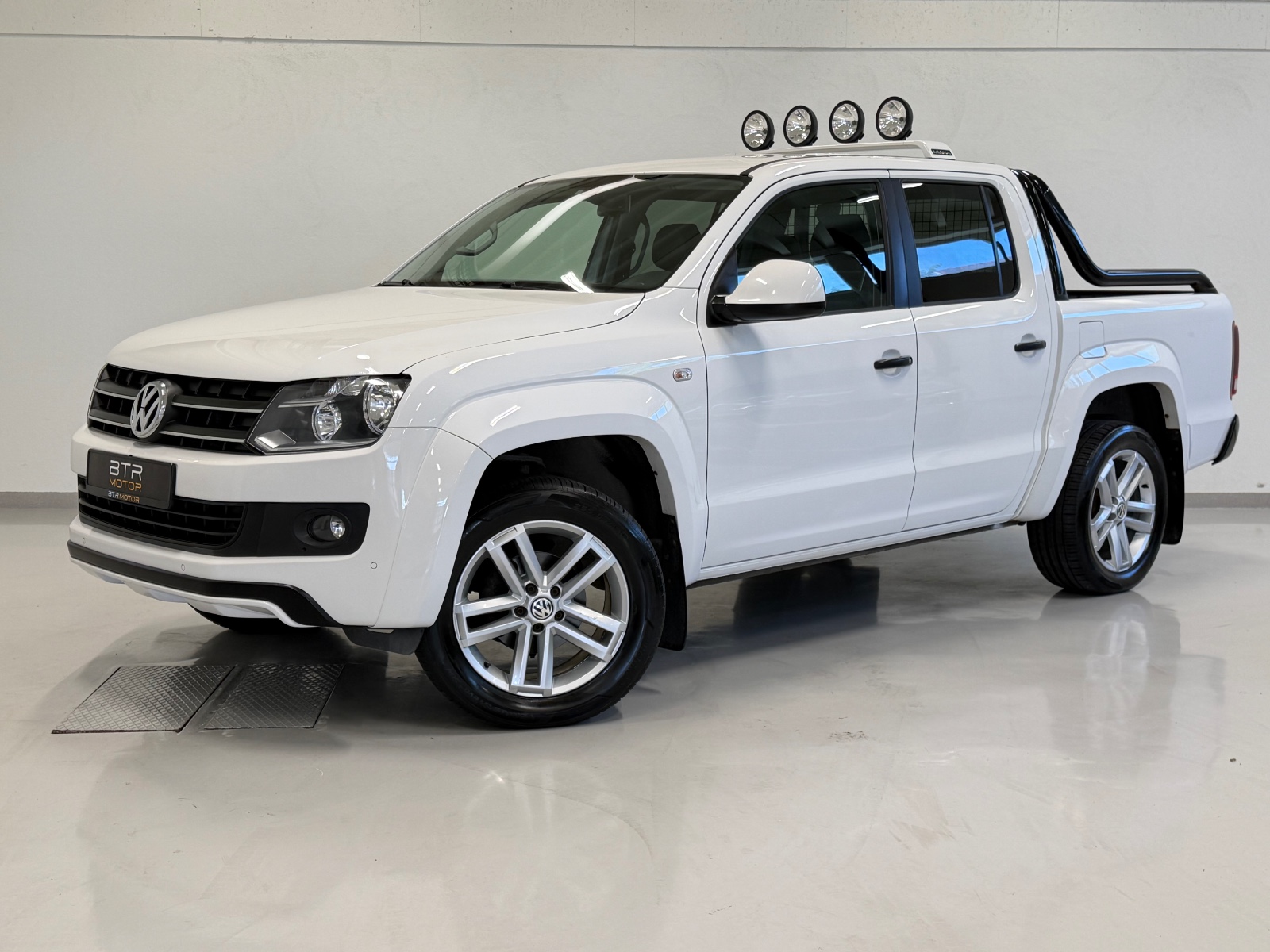 Volkswagen 2.0 BiTDI 180HK | 4MOTION | AUTOMAT | SKINN | NAVI +++ 2015 2