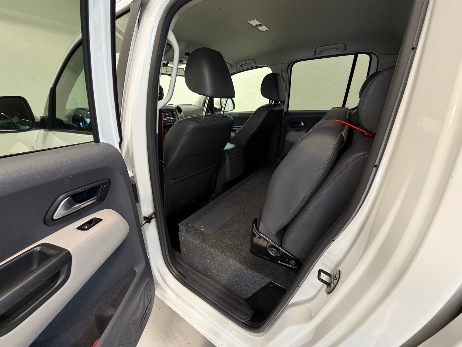 Volkswagen 2.0 BiTDI 180HK | 4MOTION | AUTOMAT | SKINN | NAVI +++ 2015 18