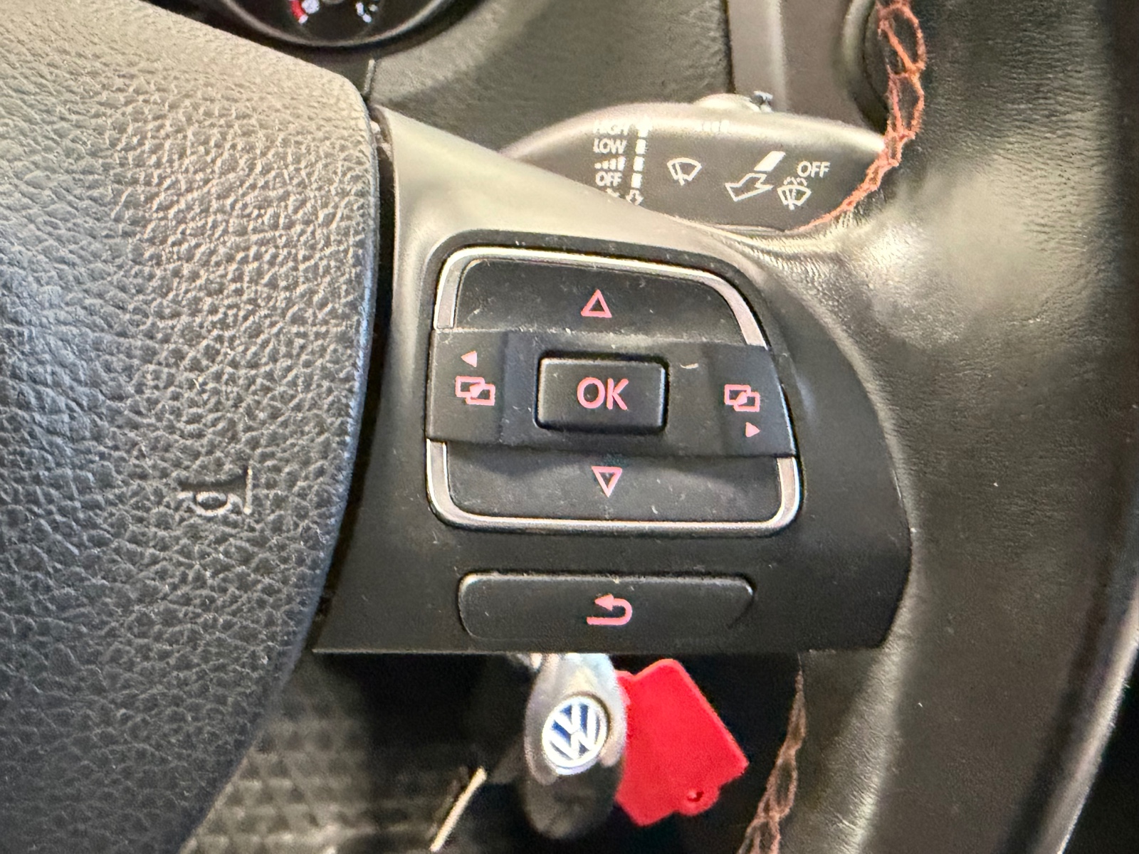 Volkswagen 2.0 BiTDI 180HK | 4MOTION | AUTOMAT | SKINN | NAVI +++ 2015 29