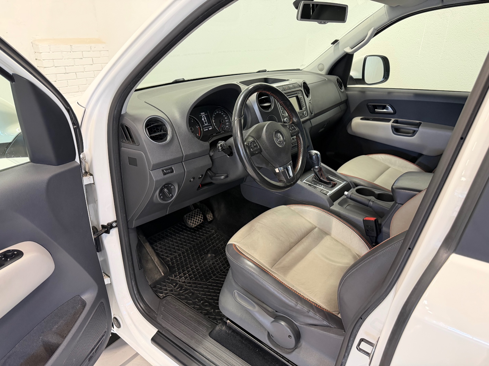 Volkswagen 2.0 BiTDI 180HK | 4MOTION | AUTOMAT | SKINN | NAVI +++ 2015 20