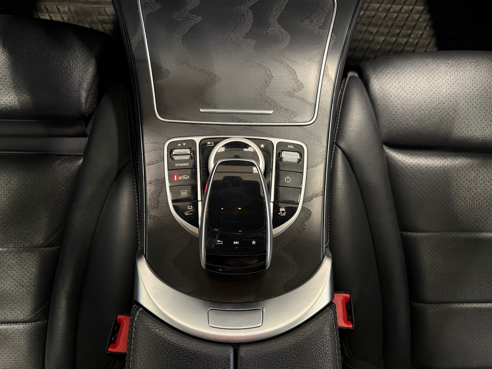 Mercedes-Benz 4MATIC AMG 327HK MULTIBEAM R.KAMERA HENGERFESTE SKINN++ 2018 30