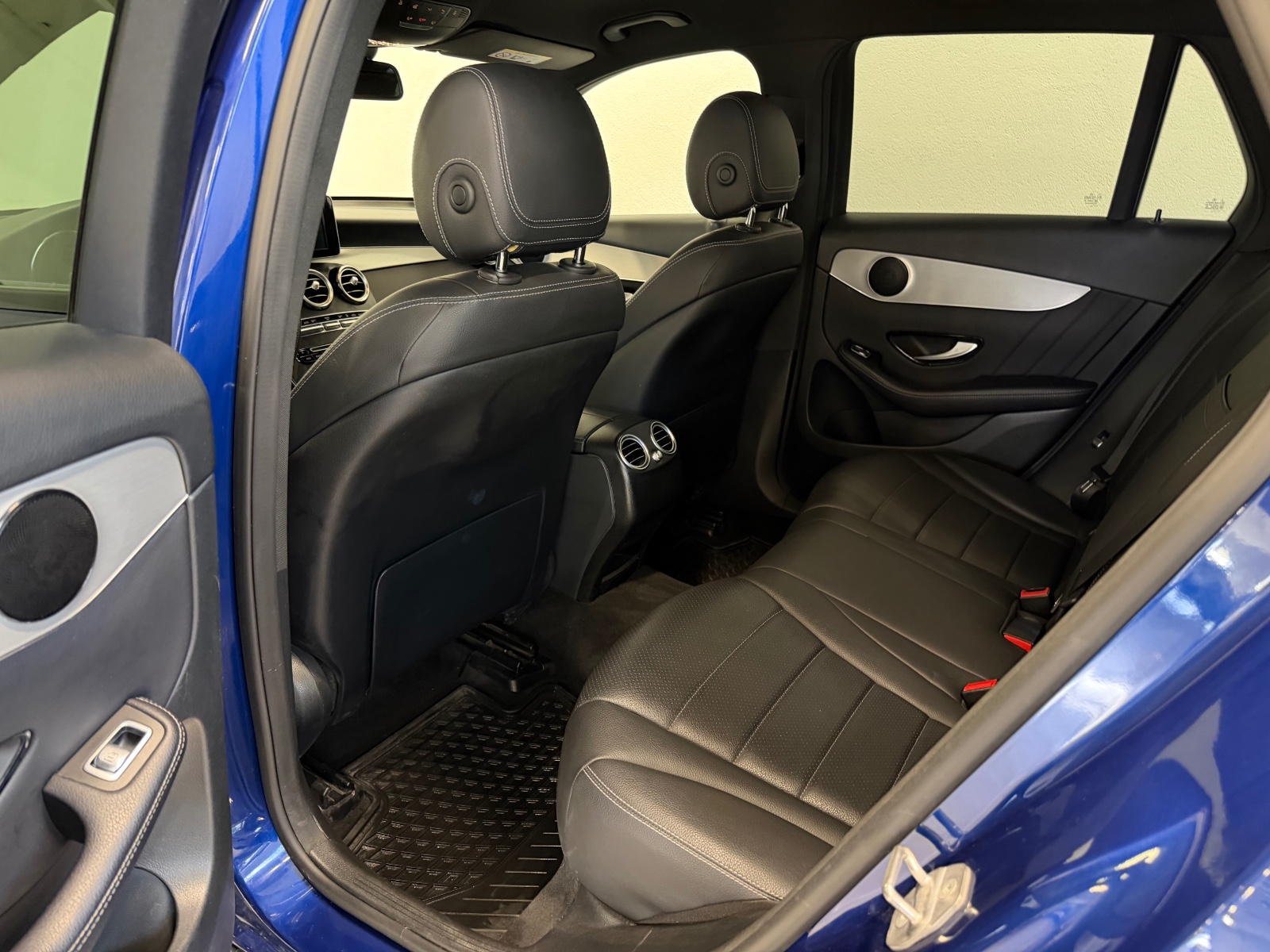 Mercedes-Benz 4MATIC AMG 327HK MULTIBEAM R.KAMERA HENGERFESTE SKINN++ 2018 19