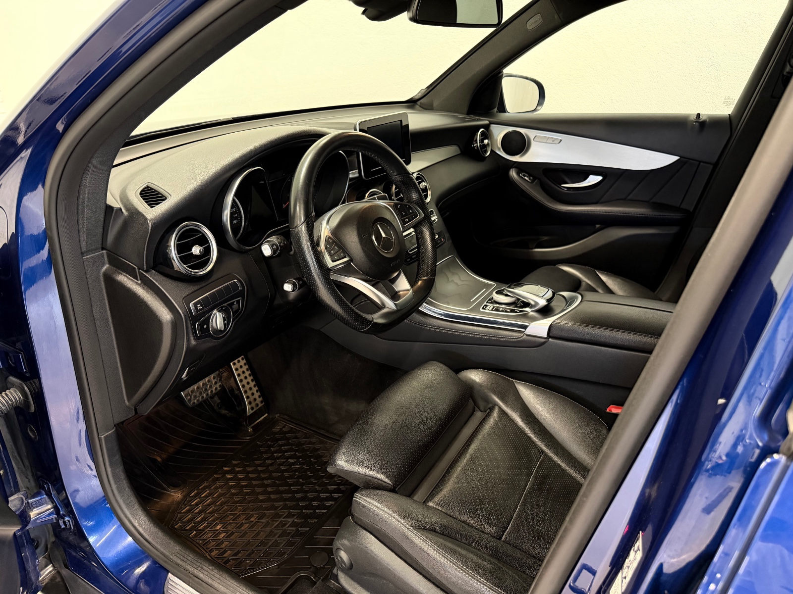 Mercedes-Benz 4MATIC AMG 327HK MULTIBEAM R.KAMERA HENGERFESTE SKINN++ 2018 20