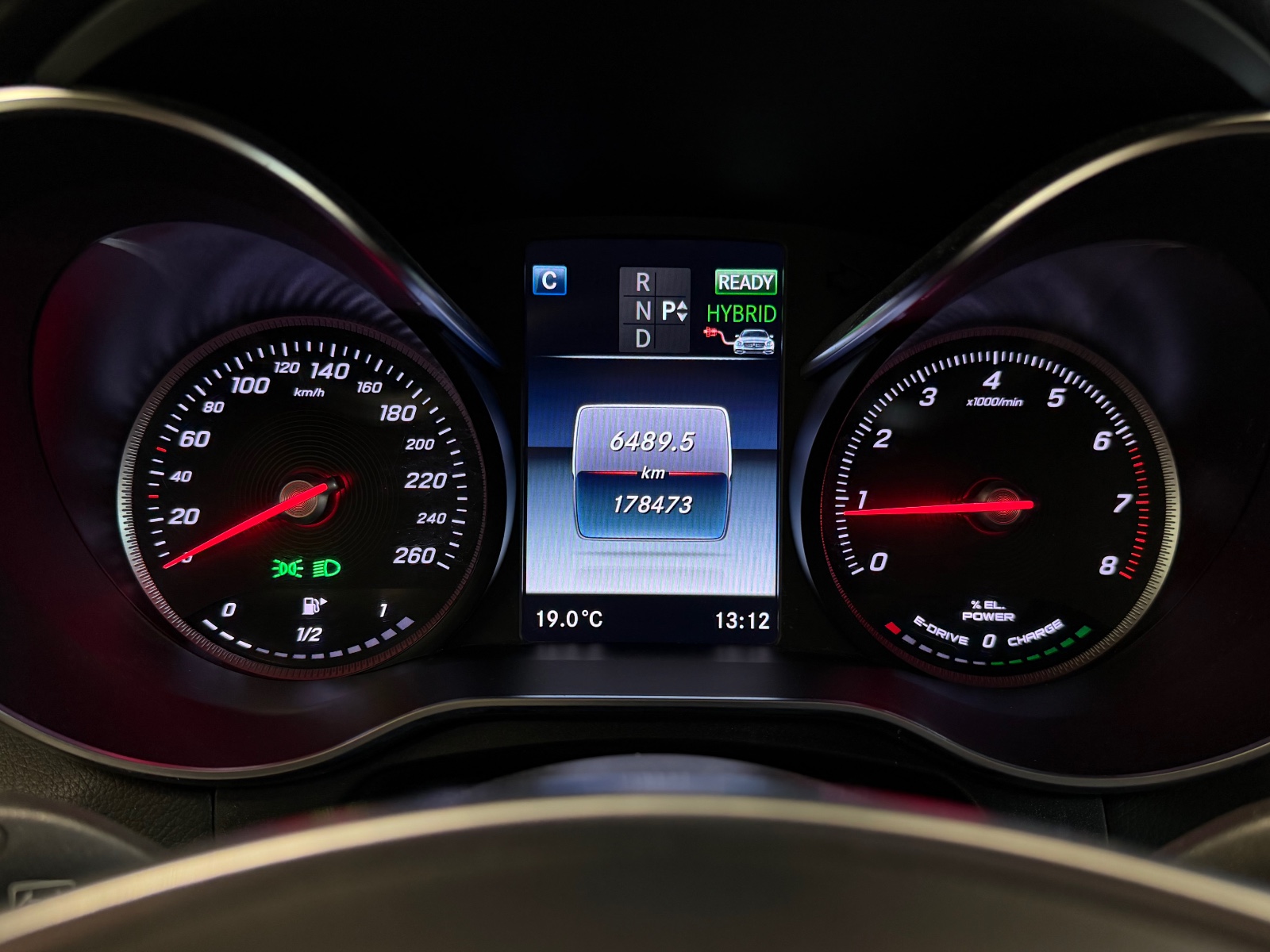 Mercedes-Benz 4MATIC AMG 327HK MULTIBEAM R.KAMERA HENGERFESTE SKINN++ 2018 32