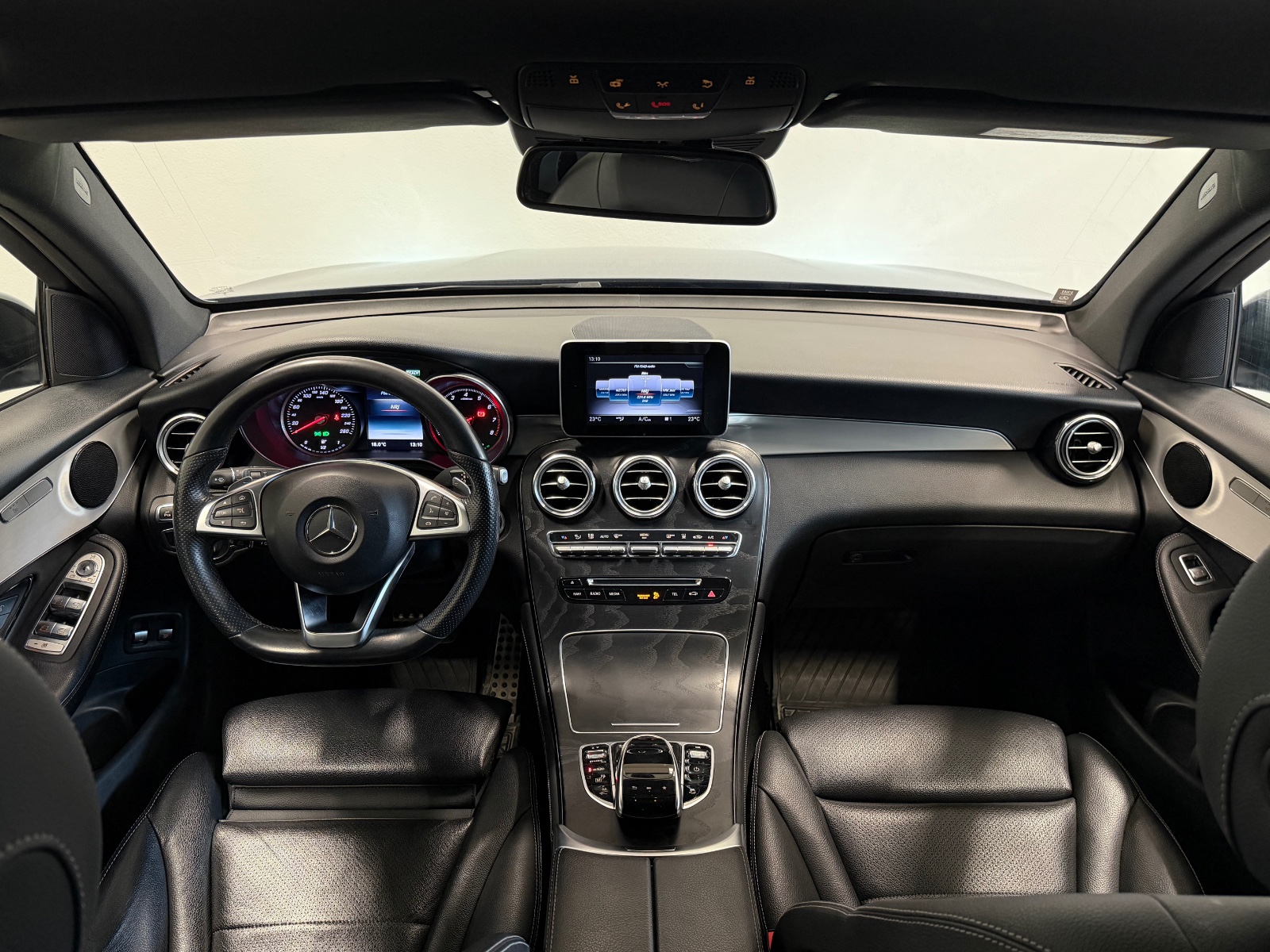 Mercedes-Benz 4MATIC AMG 327HK MULTIBEAM R.KAMERA HENGERFESTE SKINN++ 2018 26