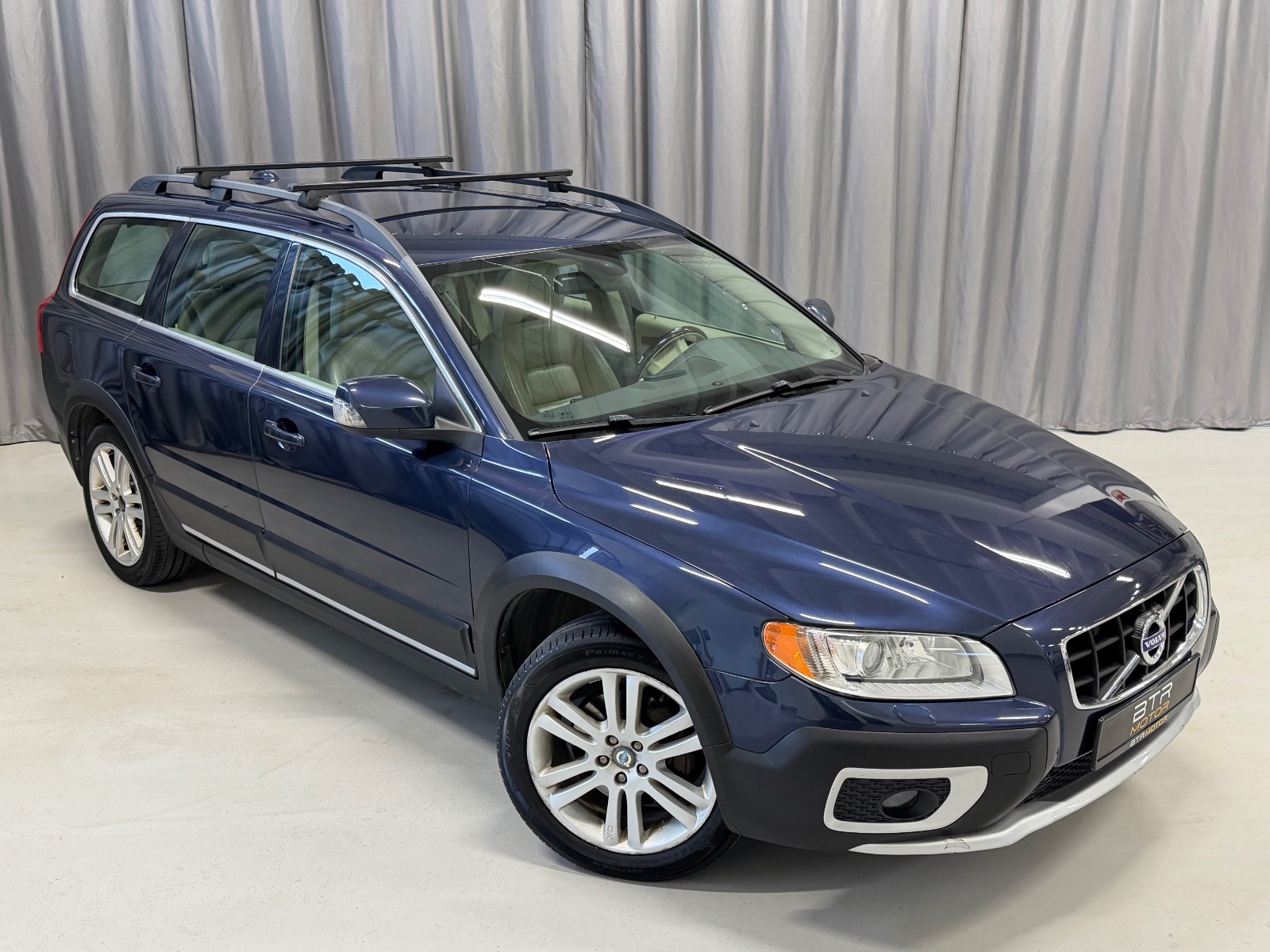 Volvo D3 AWD 163HK Automat Summum Skinn Navi CC HengerFeste+ 2011 8