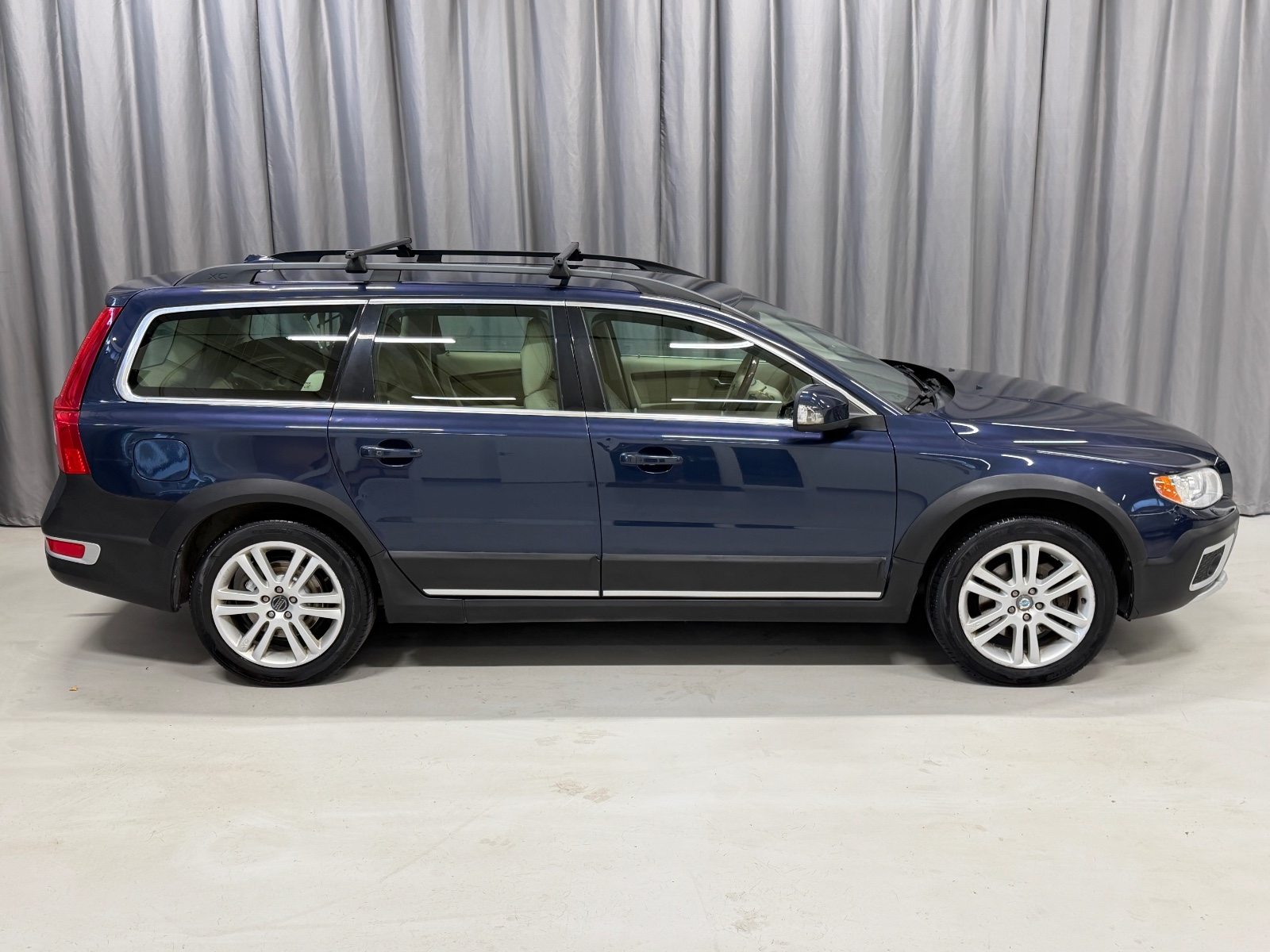 Volvo D3 AWD 163HK Automat Summum Skinn Navi CC HengerFeste+ 2011 7