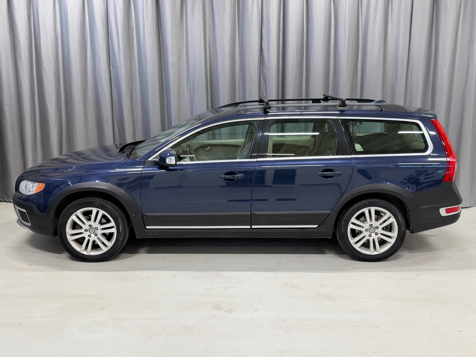 Volvo D3 AWD 163HK Automat Summum Skinn Navi CC HengerFeste+ 2011 3
