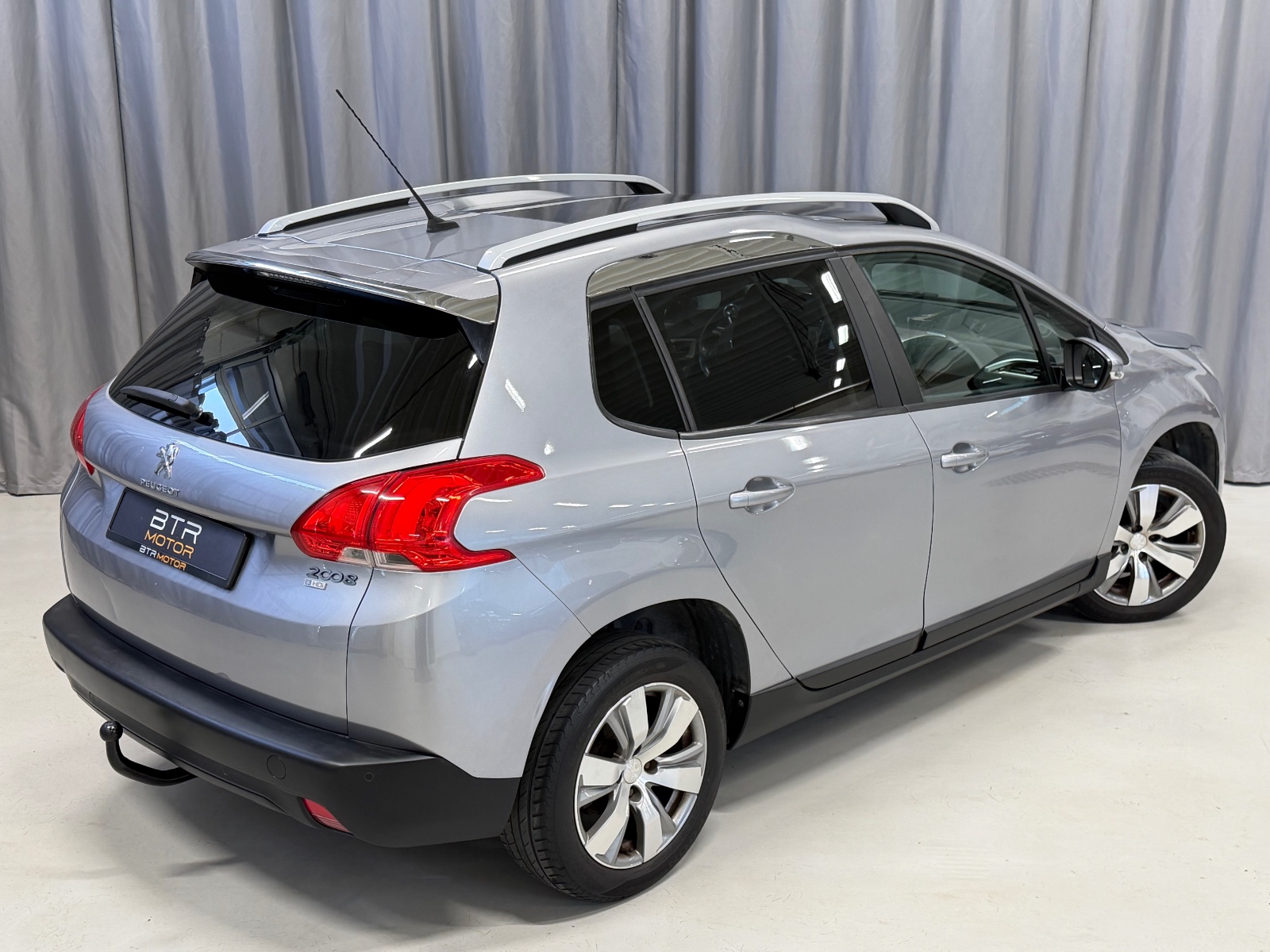 Peugeot 1.6 e-HDi 92HK Automat Allure Navi R.Kamera CC H.Feste 2008 6