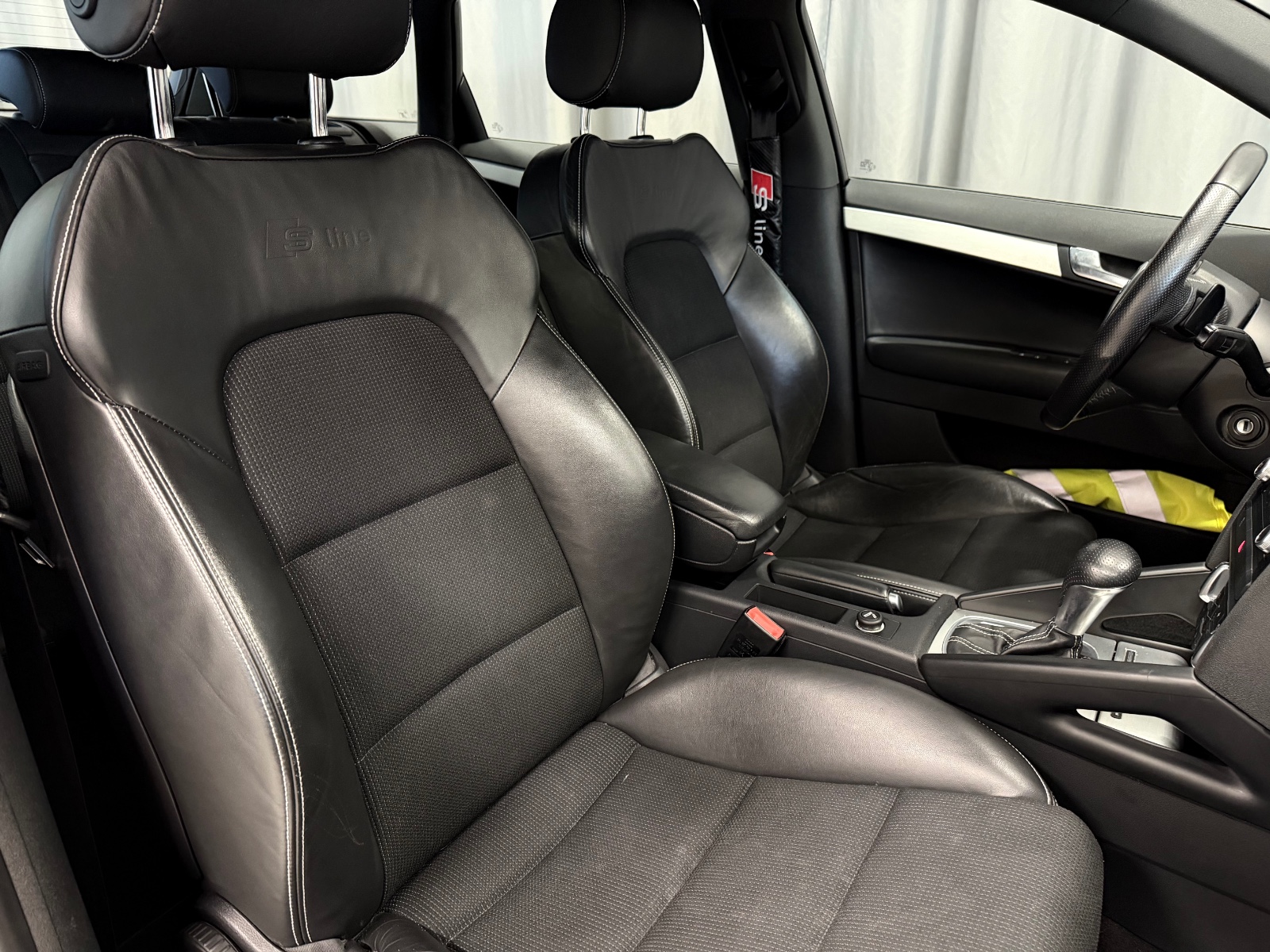 Audi S-LINE 1.6TDI 105HK DSG AUTOMAT CRUISE ISOFIX XENON AUX 2010 11