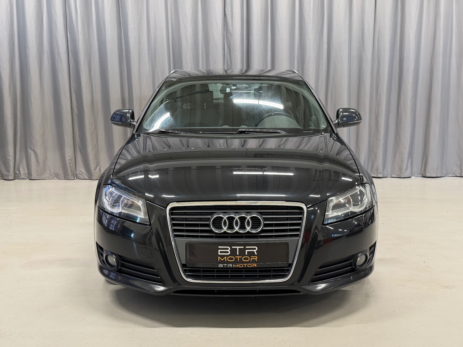 Audi S-LINE 1.6TDI 105HK DSG AUTOMAT CRUISE ISOFIX XENON AUX 2010 9