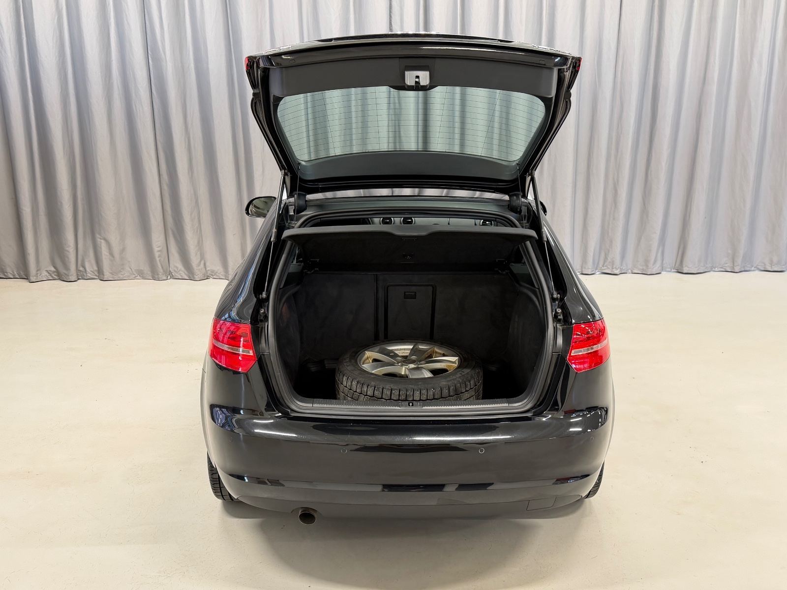 Audi S-LINE 1.6TDI 105HK DSG AUTOMAT CRUISE ISOFIX XENON AUX 2010 14