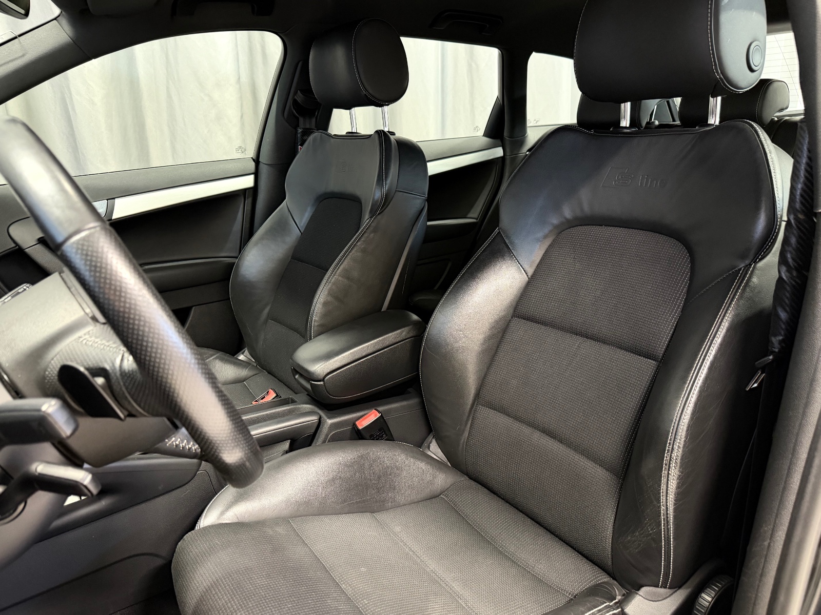 Audi S-LINE 1.6TDI 105HK DSG AUTOMAT CRUISE ISOFIX XENON AUX 2010 19