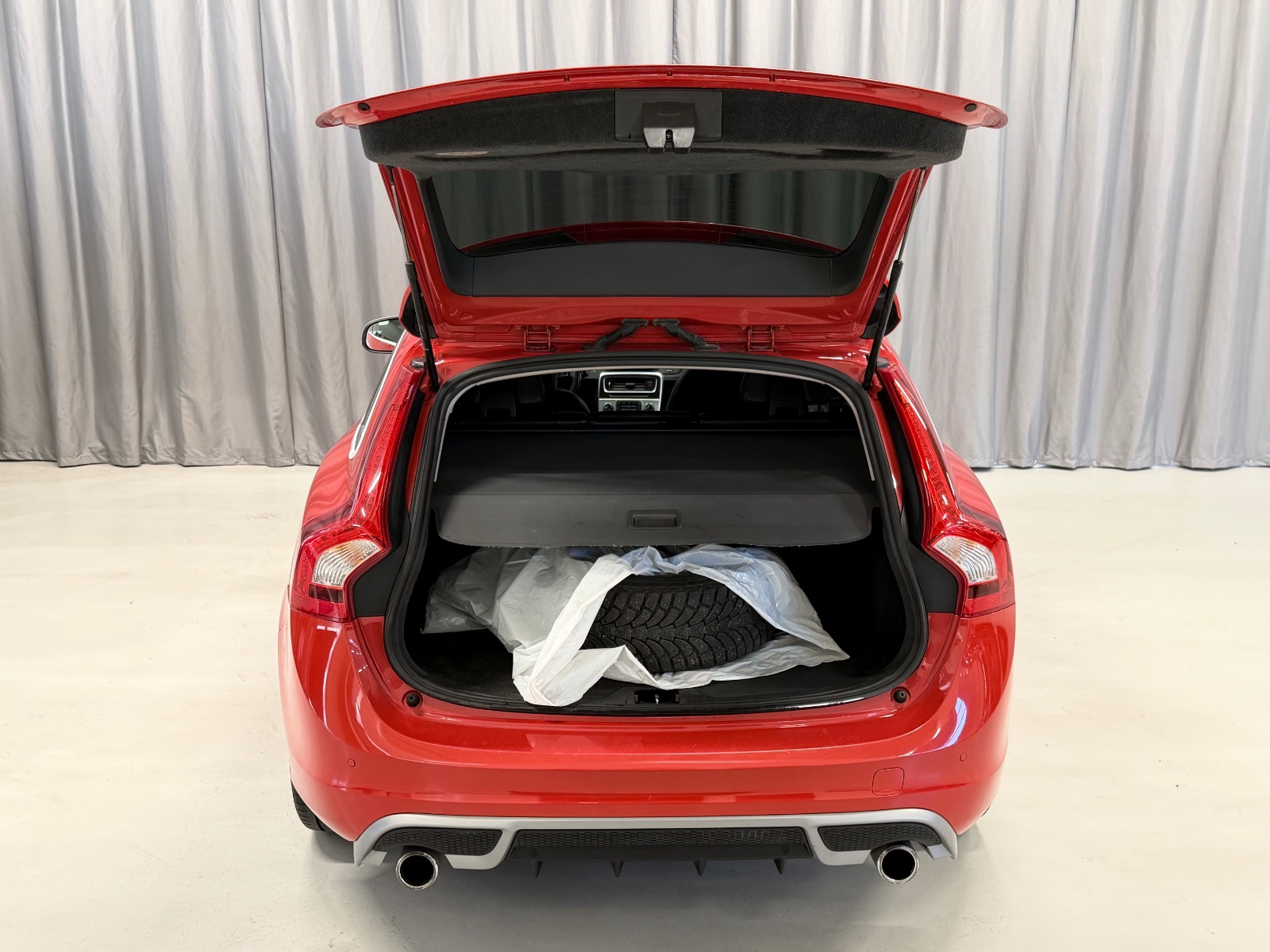 Volvo D2 (114 HK) R-Design S.Seter Navi CC BLUETOOTH 2013 15