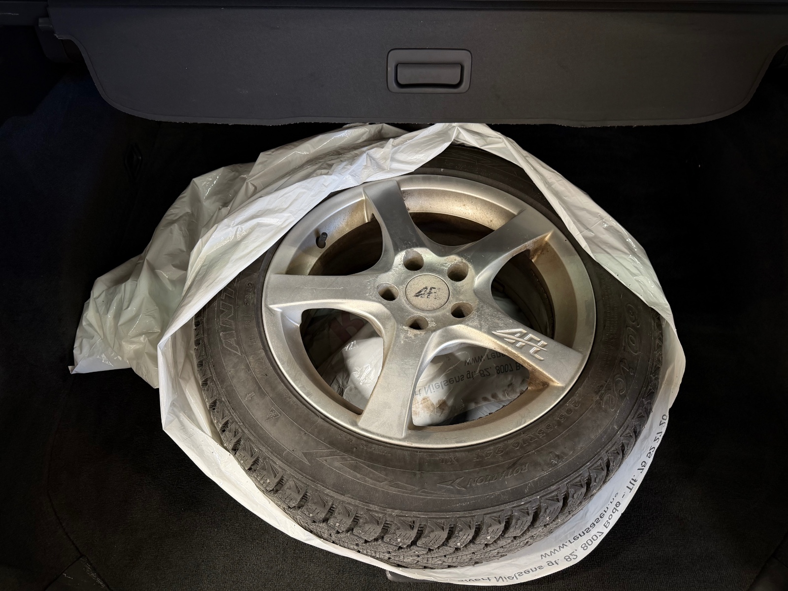 Volvo D2 (114 HK) R-Design S.Seter Navi CC BLUETOOTH 2013 16
