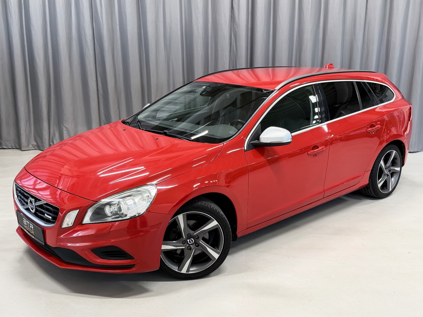Volvo D2 (114 HK) R-Design S.Seter Navi CC BLUETOOTH 2013 1