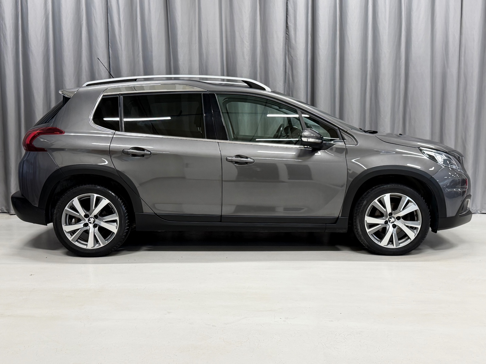 Peugeot 1.2 110HK PURE TECH 2019 7