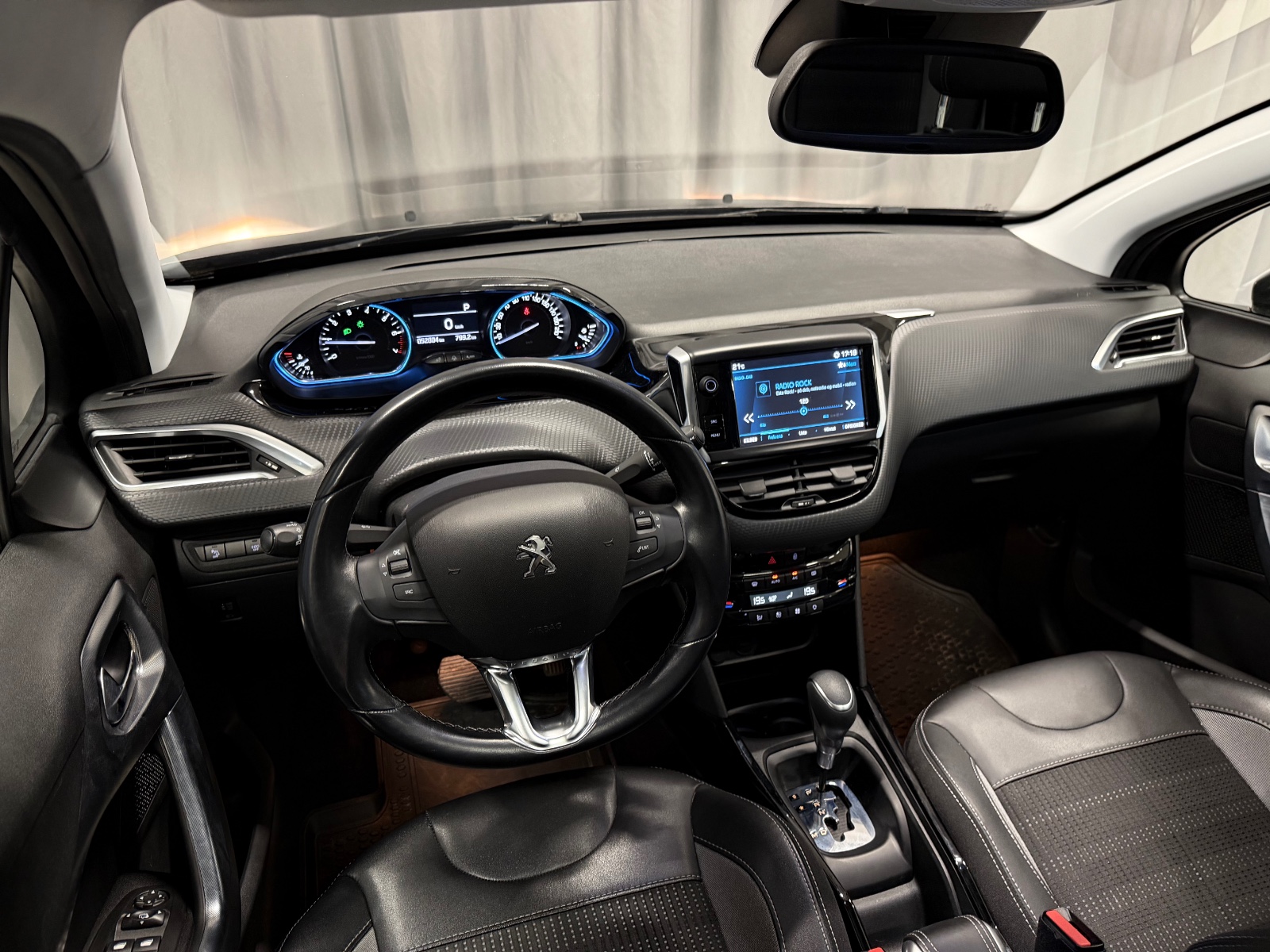 Peugeot 1.2 110HK PURE TECH 2019 21