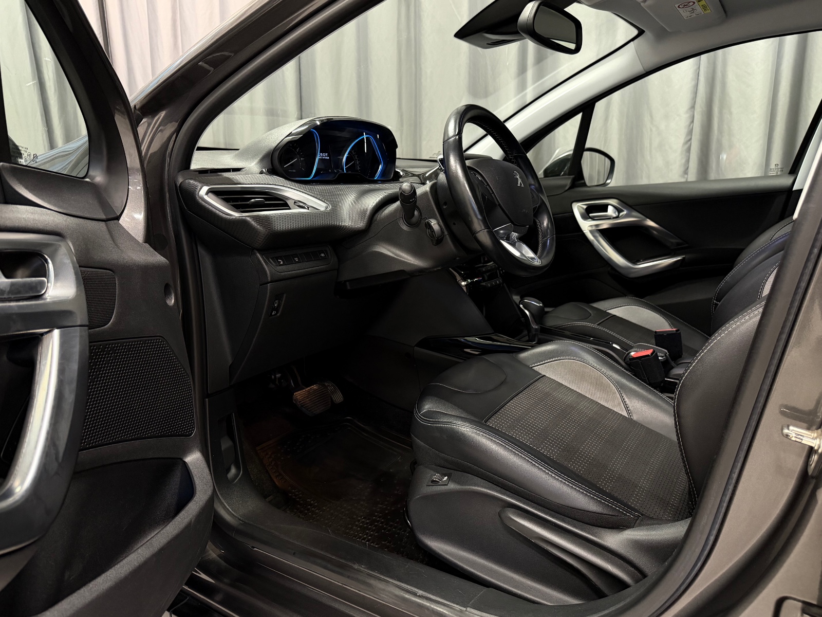 Peugeot 1.2 110HK PURE TECH 2019 17