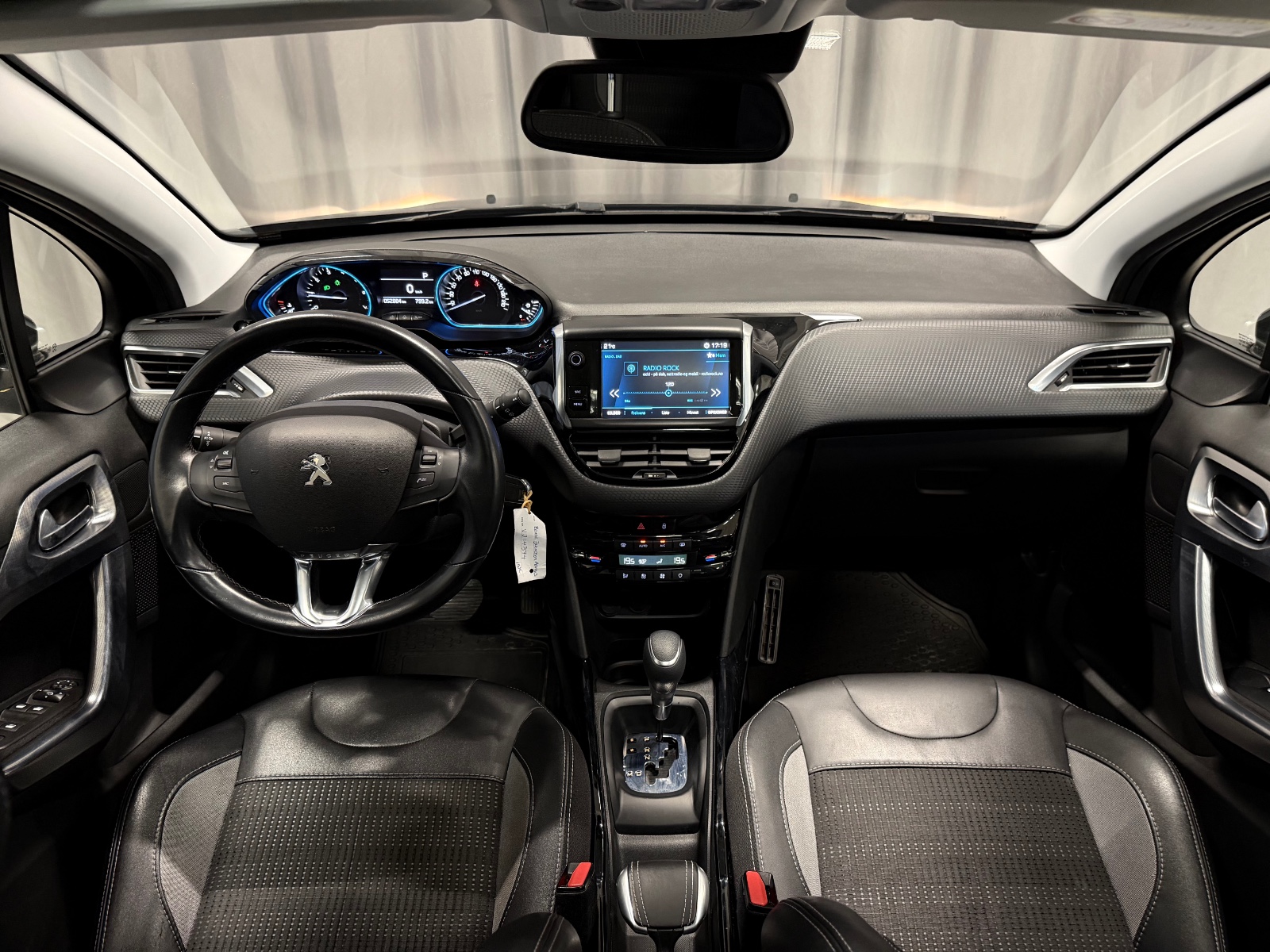 Peugeot 1.2 110HK PURE TECH 2019 22