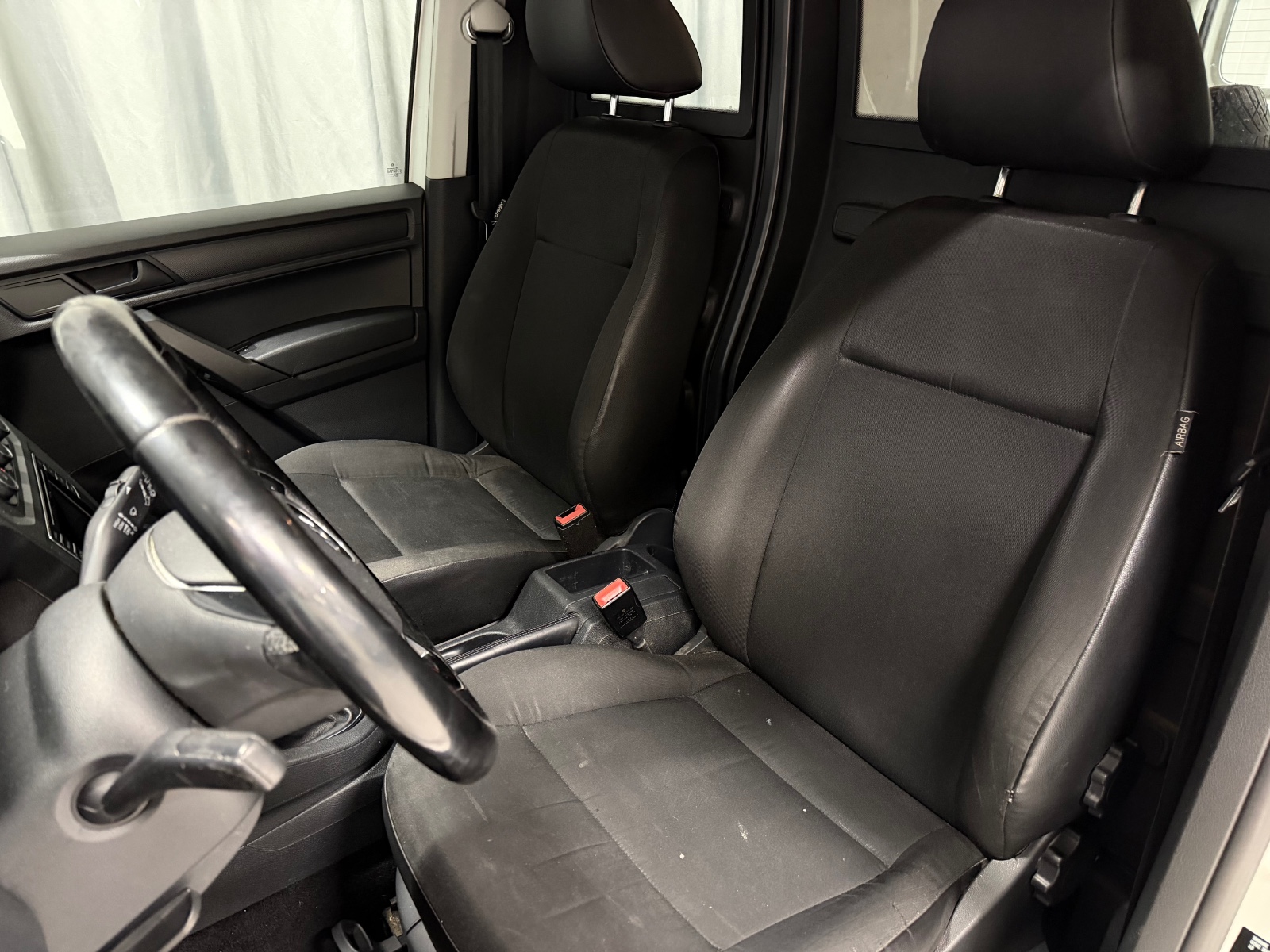 Volkswagen 2.0 TDI 122HK 4MOTION MANUELL/H.FESTE/CC/NAVI/EU 2017 16