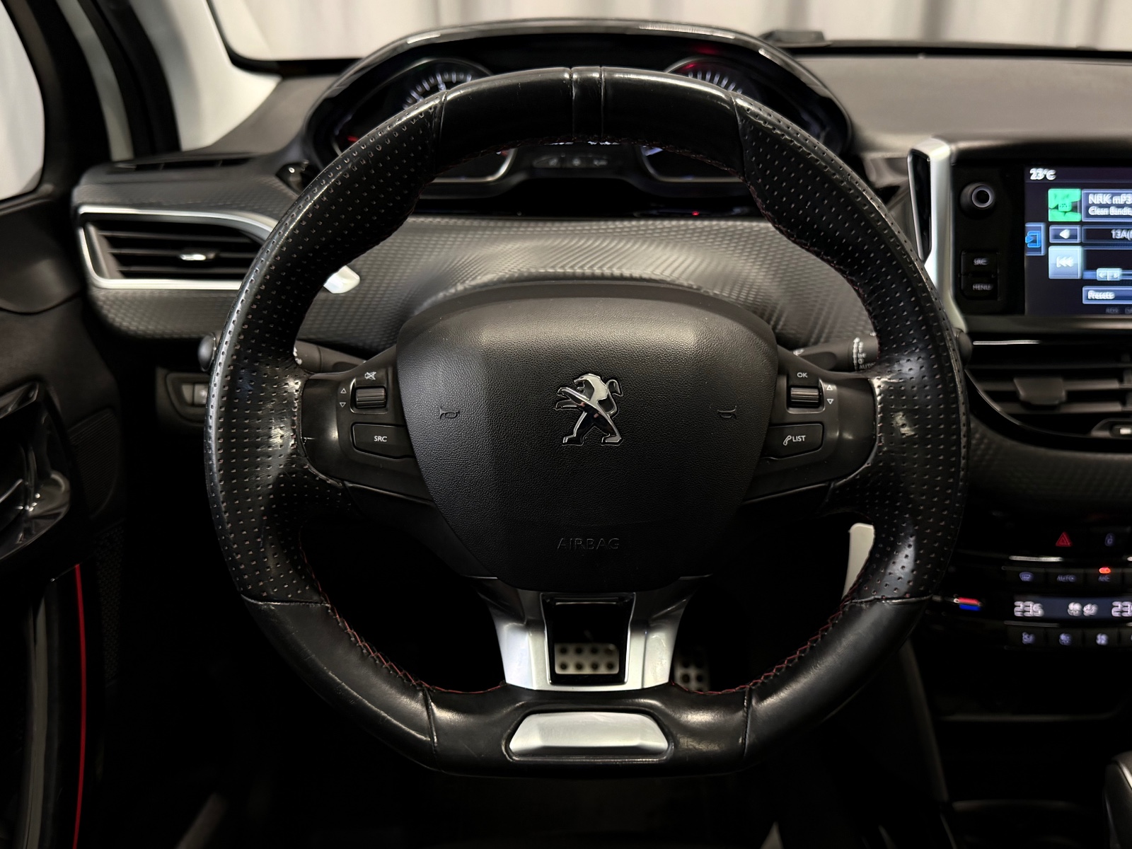 Peugeot 1.2 PURETECH 110HK/GT/CRUISE/RYGEKAMERA/H.FESTE/EU2028 2016 68