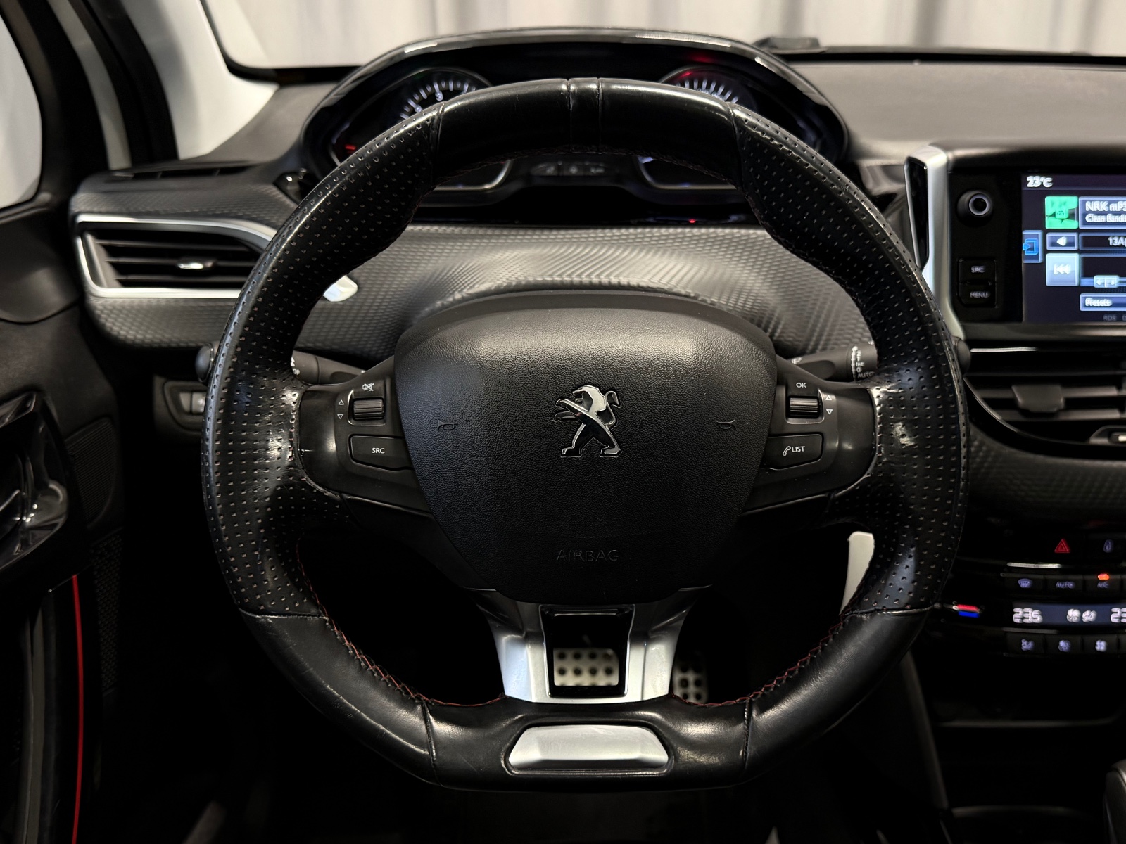 Peugeot 1.2 PURETECH 110HK/GT/CRUISE/RYGEKAMERA/H.FESTE/EU2028 2016 99