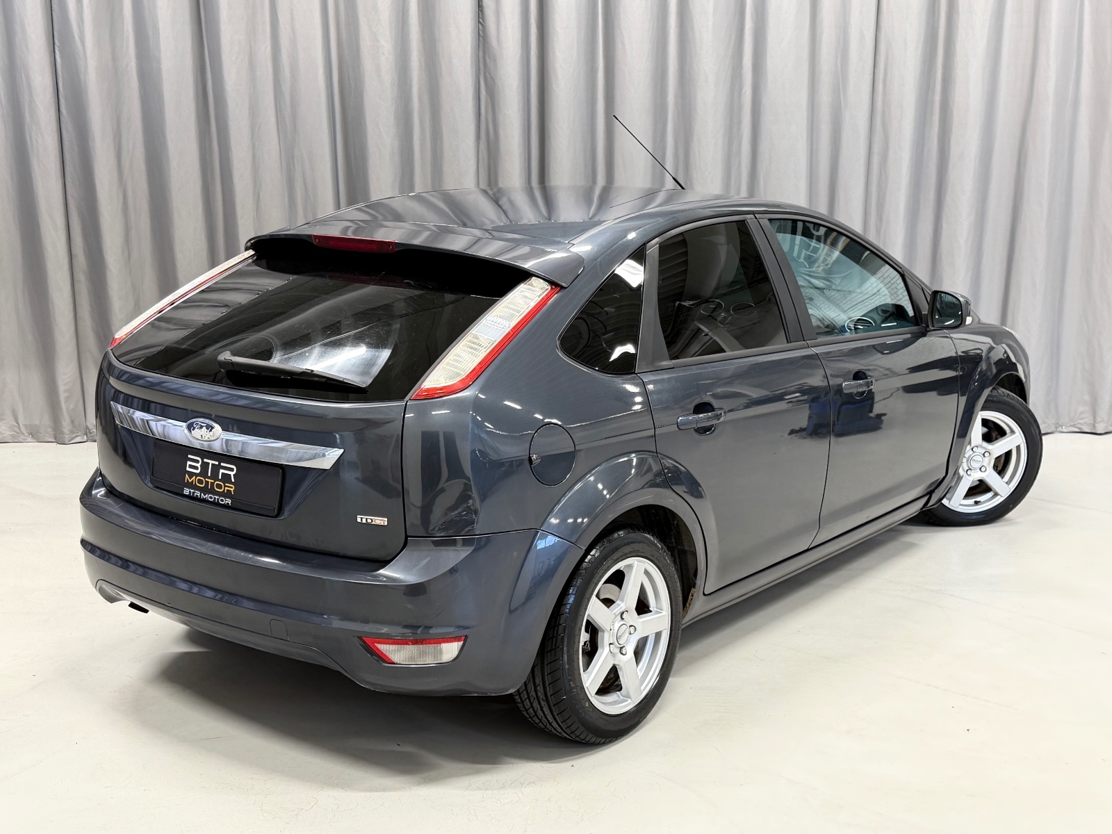 Ford 1.6 109HK DIESEL/MANUELL/CRUISE/DELSKINN/GRÅ/EU ++ 2010 5
