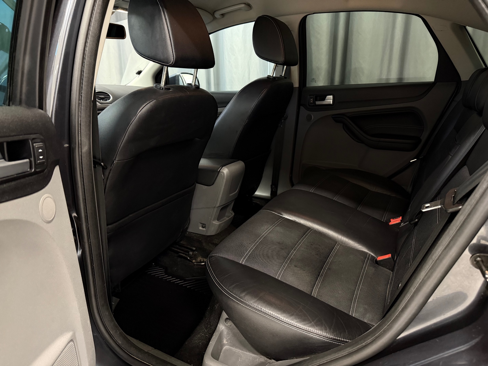 Ford 1.6 109HK DIESEL/MANUELL/CRUISE/DELSKINN/GRÅ/EU ++ 2010 15