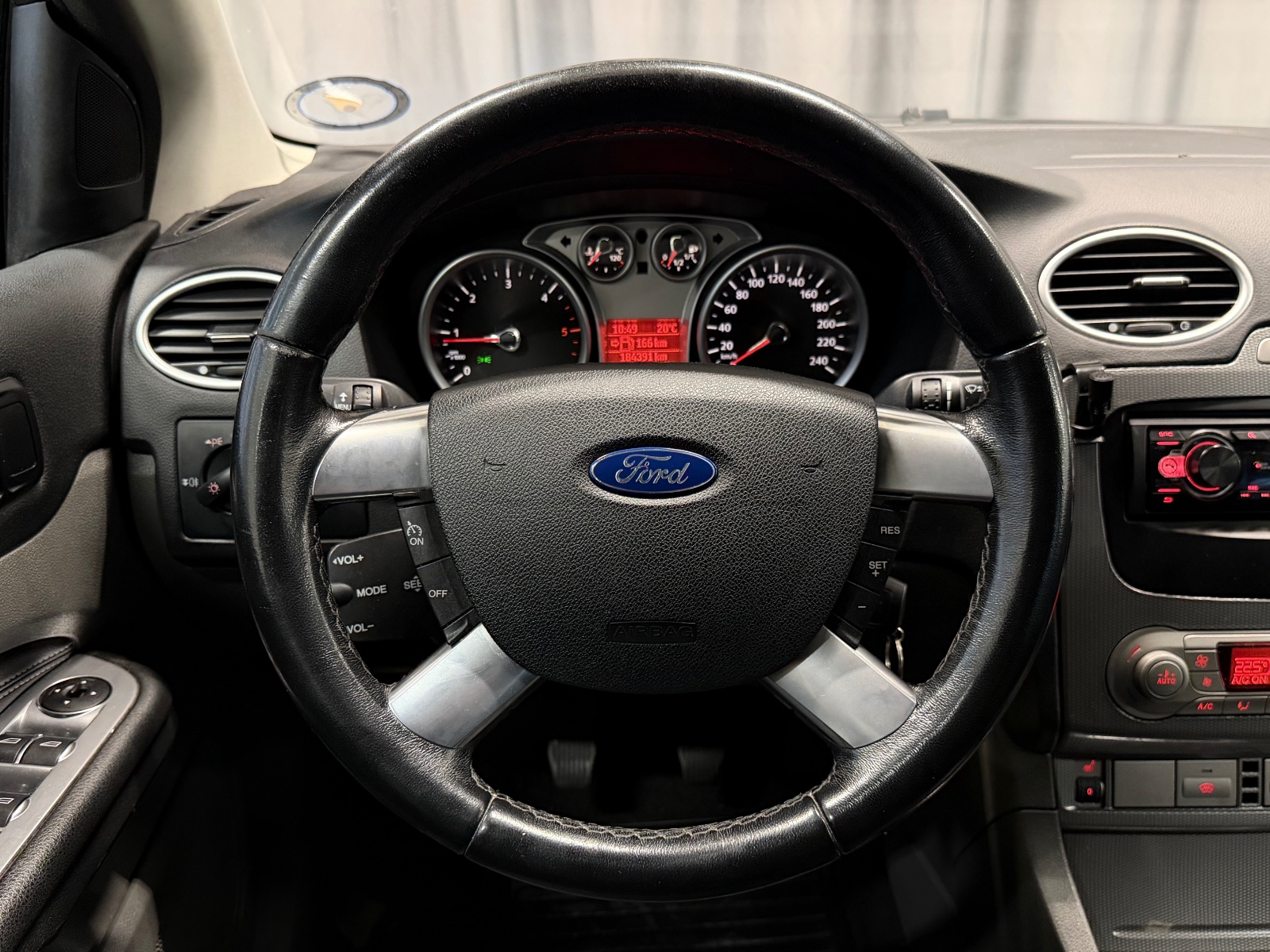 Ford 1.6 109HK DIESEL/MANUELL/CRUISE/DELSKINN/GRÅ/EU ++ 2010 21