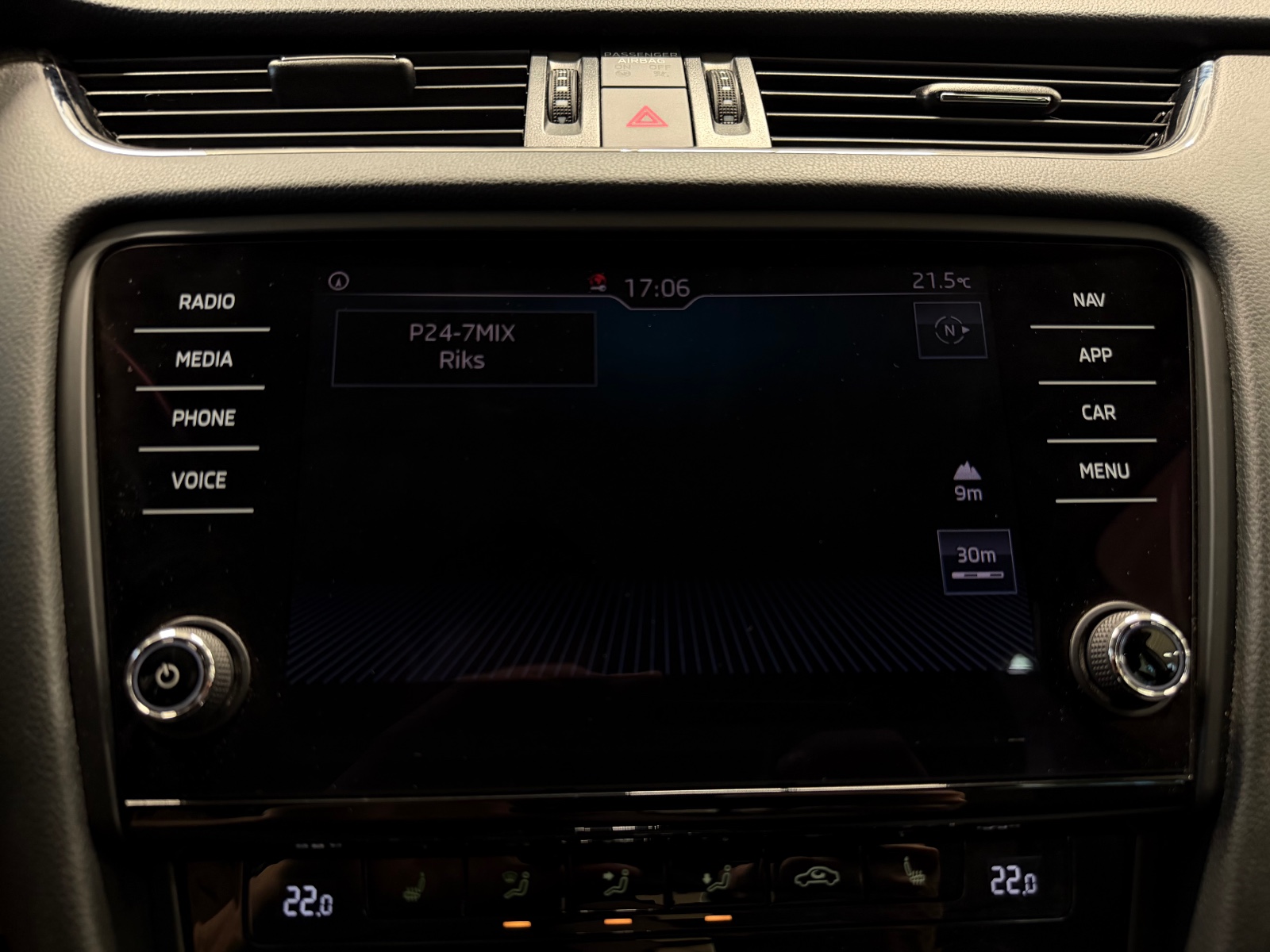 Skoda 2.0 TDI 150HK STYLE/4x4/WEBASTO/H.FESTE/ACC/NAVI/R.KAM 2019 35