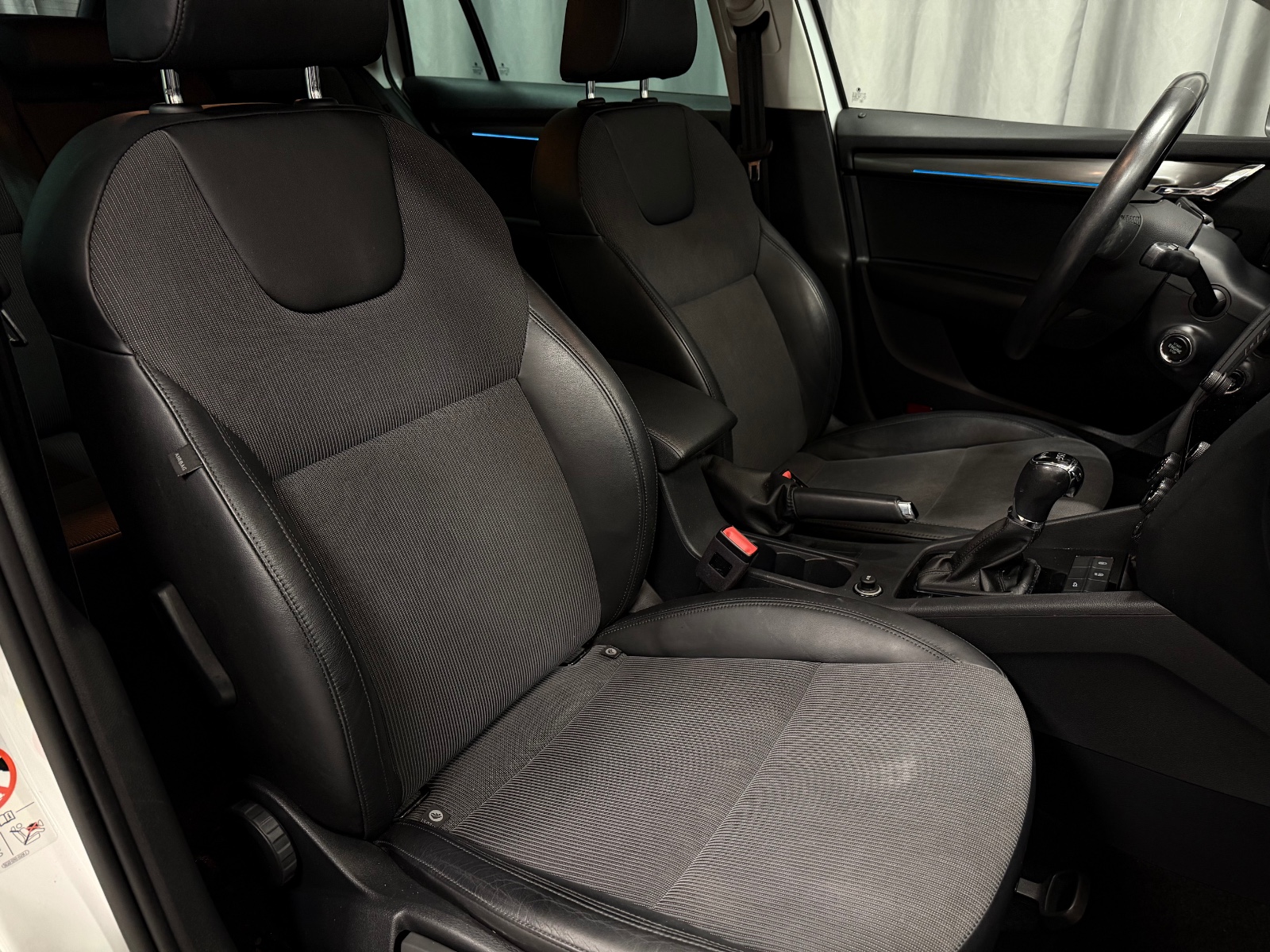 Skoda 2.0 TDI 150HK STYLE/4x4/WEBASTO/H.FESTE/ACC/NAVI/R.KAM 2019 11