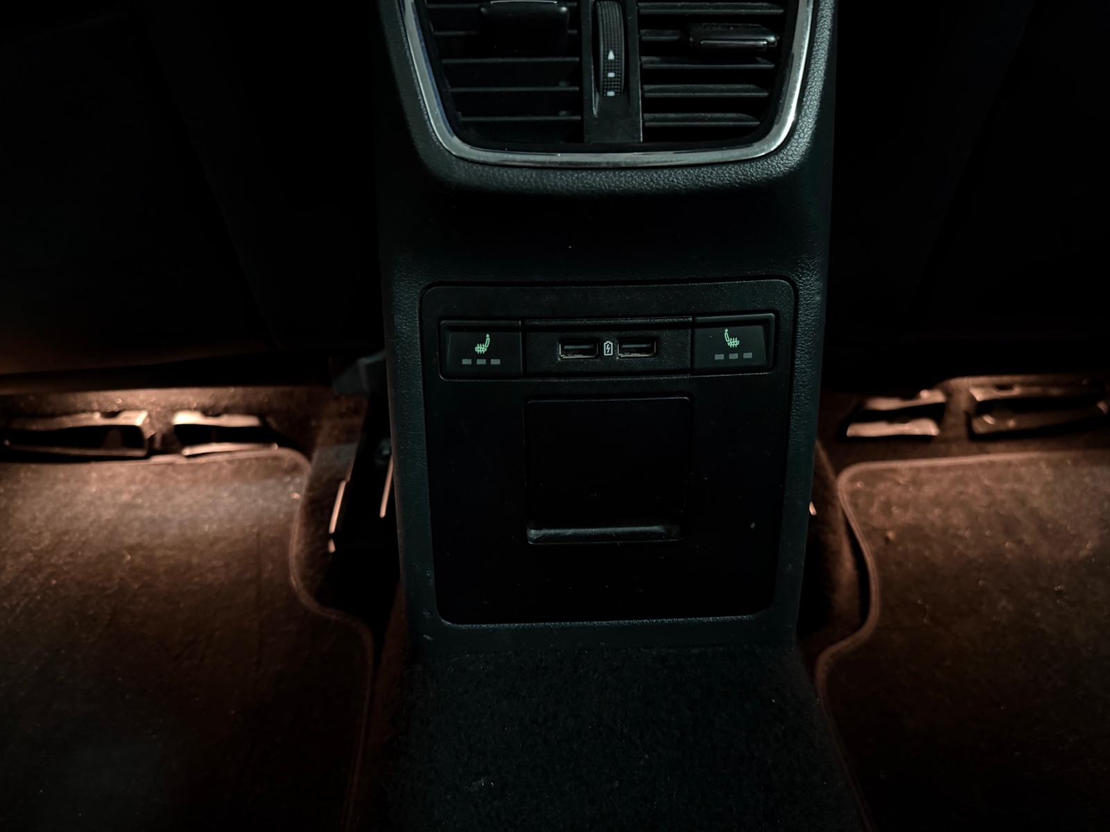 Skoda 2.0 TDI 150HK STYLE/4x4/WEBASTO/H.FESTE/ACC/NAVI/R.KAM 2019 14