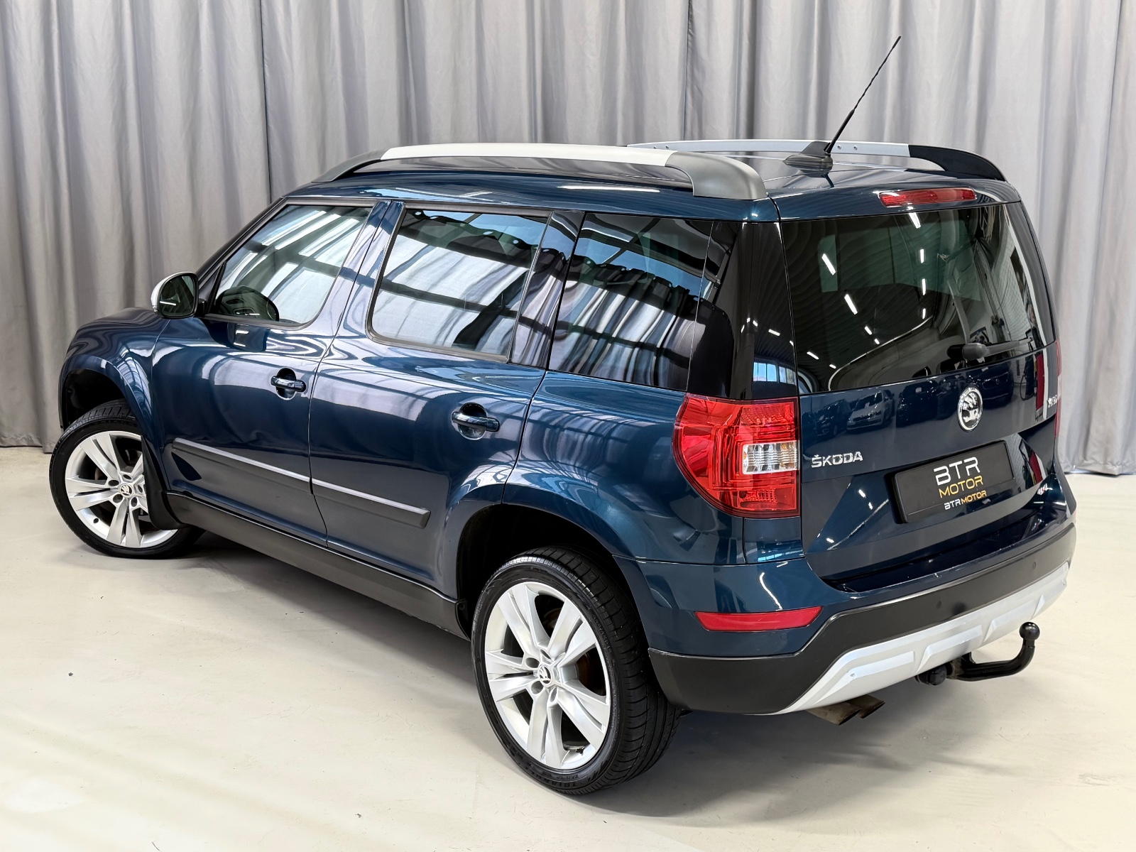 Skoda 2.0 TDI 140HK | 4X4 | DSG AUTOMAT | WEBASTO | SKINN | 2015 4