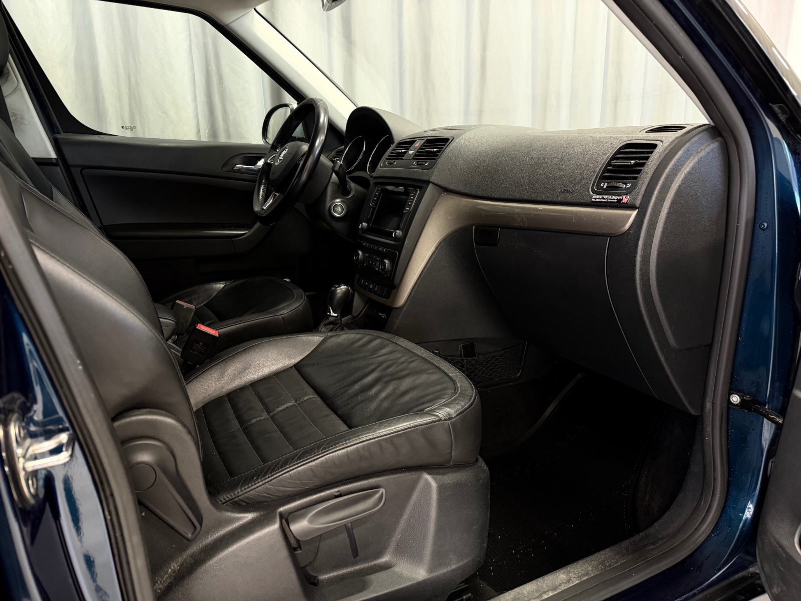 Skoda 2.0 TDI 140HK | 4X4 | DSG AUTOMAT | WEBASTO | SKINN | 2015 10